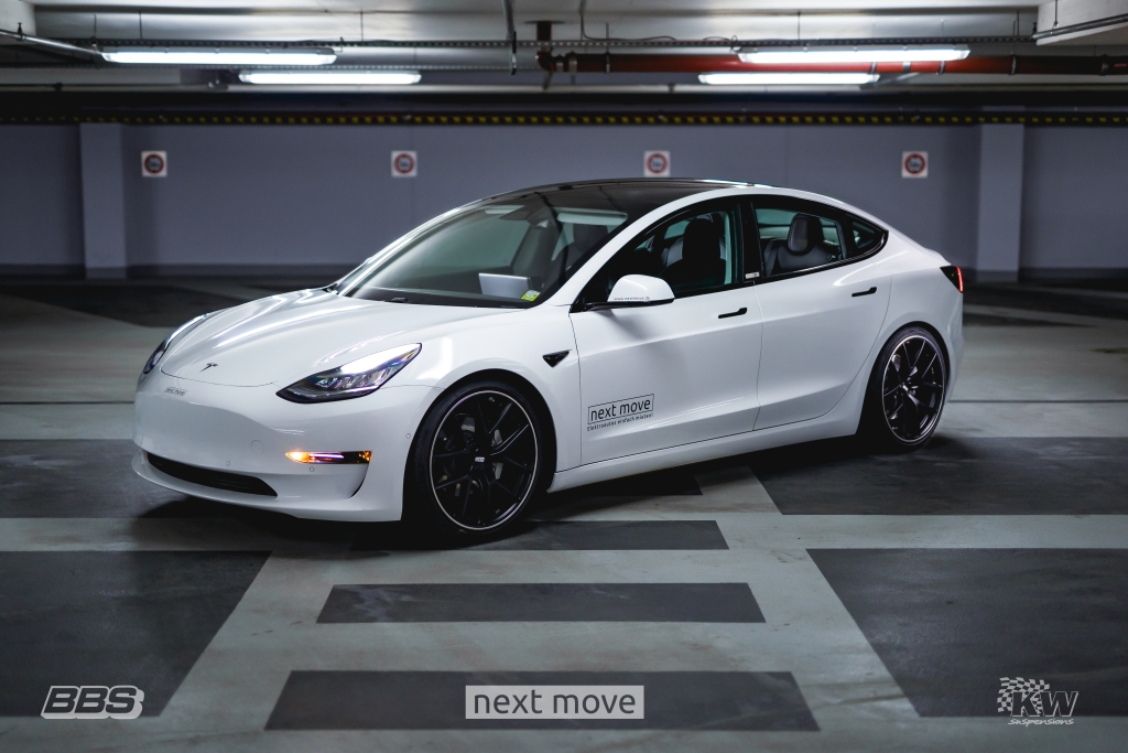 Wirkt stimmig und fährt einfach besser ein Tesla Model 3 mit KW Fahrwerk